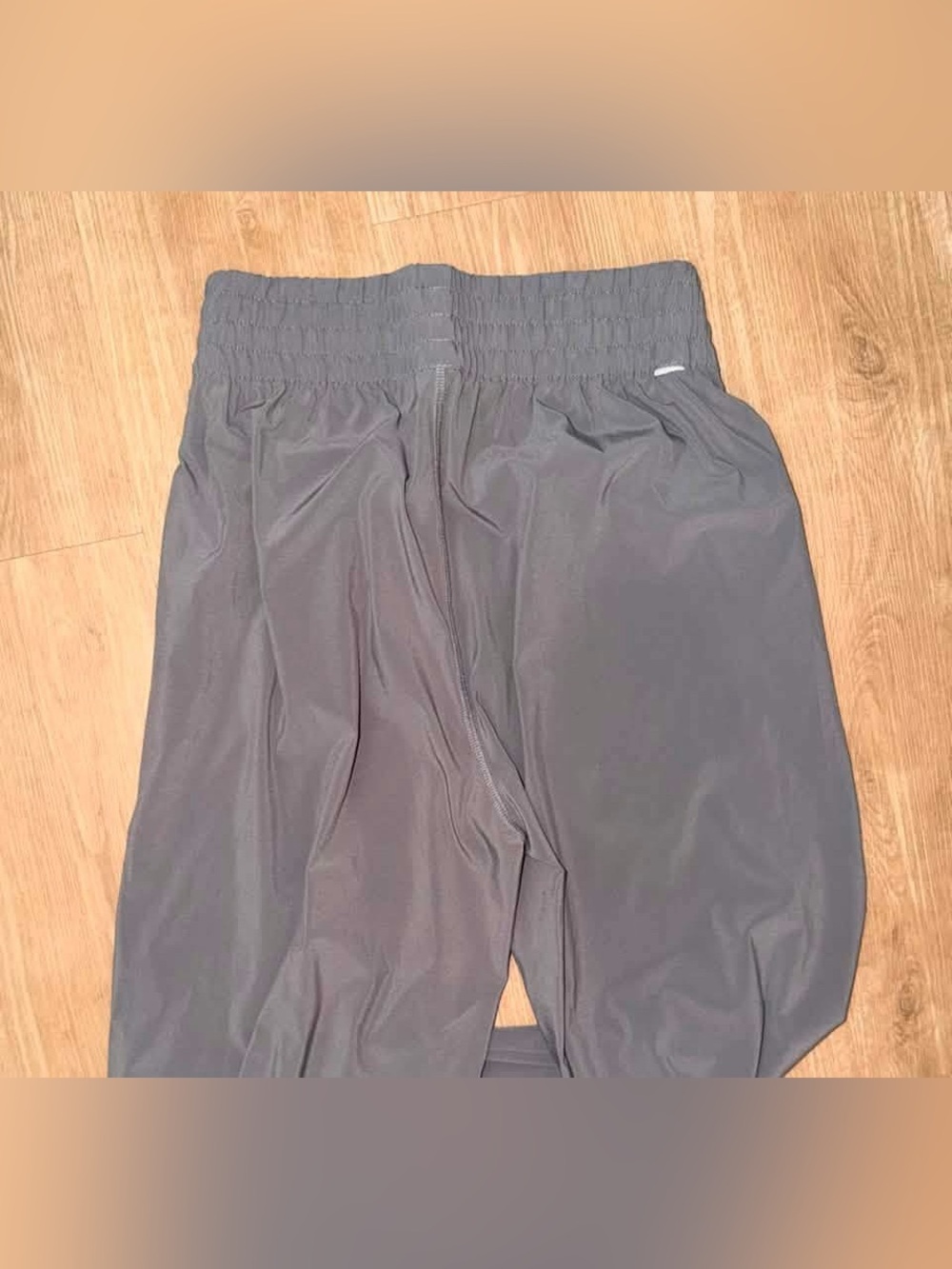 Vuori Villa Wideleg Pant, NEW ($128)! - Picture 4 of 4